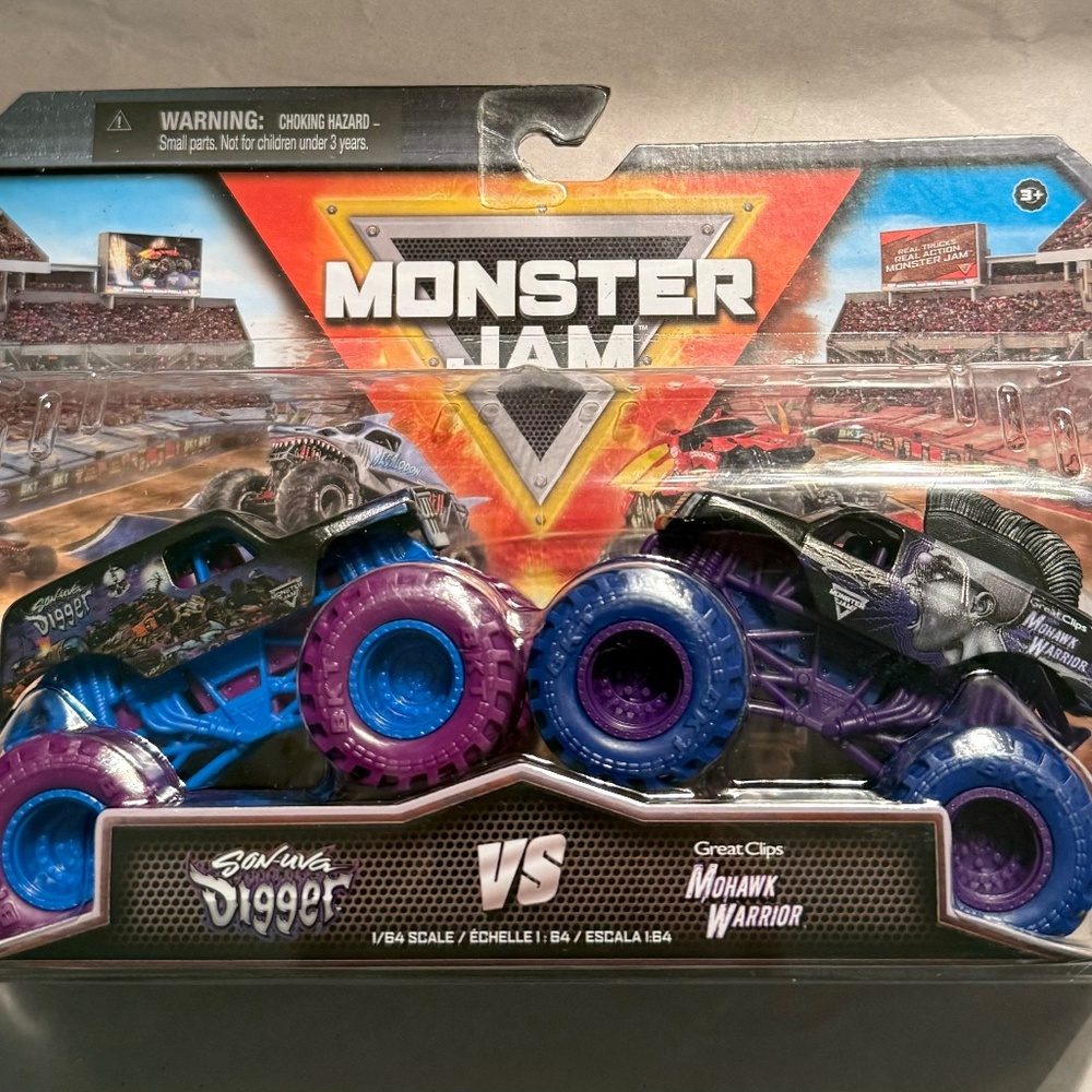 Monster Jam Son Uva Digger vs Mohawk Warrior